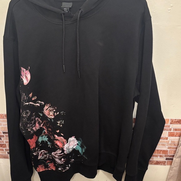 H&M Sweaters - H&M Black Sweater with Floral Design
